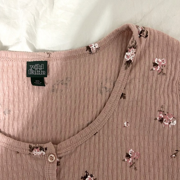 Wild Fable Rose Patterned Button Up Crop || Size XXL - Picture 2 of 3